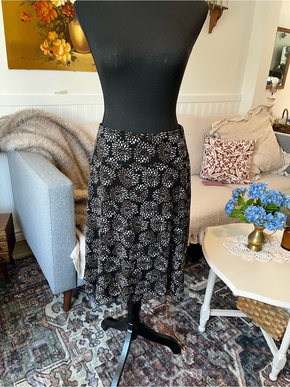 Mexx Y2K Vintage Black with Brown and Cream Florals A-Line Midi Skirt Size M 28”